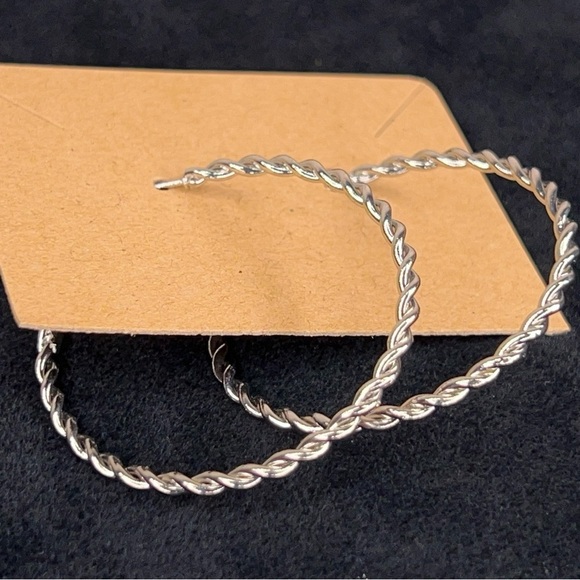 Silver Twist Rope Hoop Earrings Elegant Classic - Picture 3 of 6